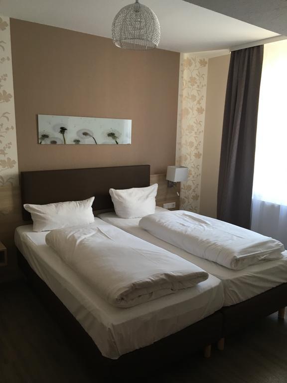 Pension Draiser Hof Майнц Экстерьер фото