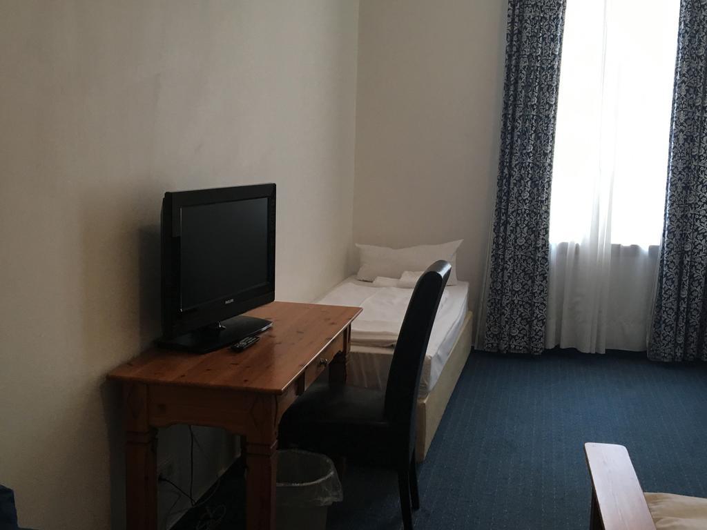 Pension Draiser Hof Майнц Экстерьер фото
