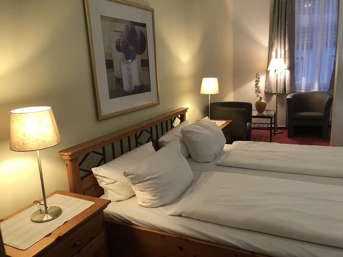 Pension Draiser Hof Майнц Экстерьер фото