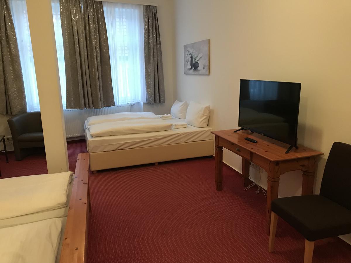 Pension Draiser Hof Майнц Экстерьер фото