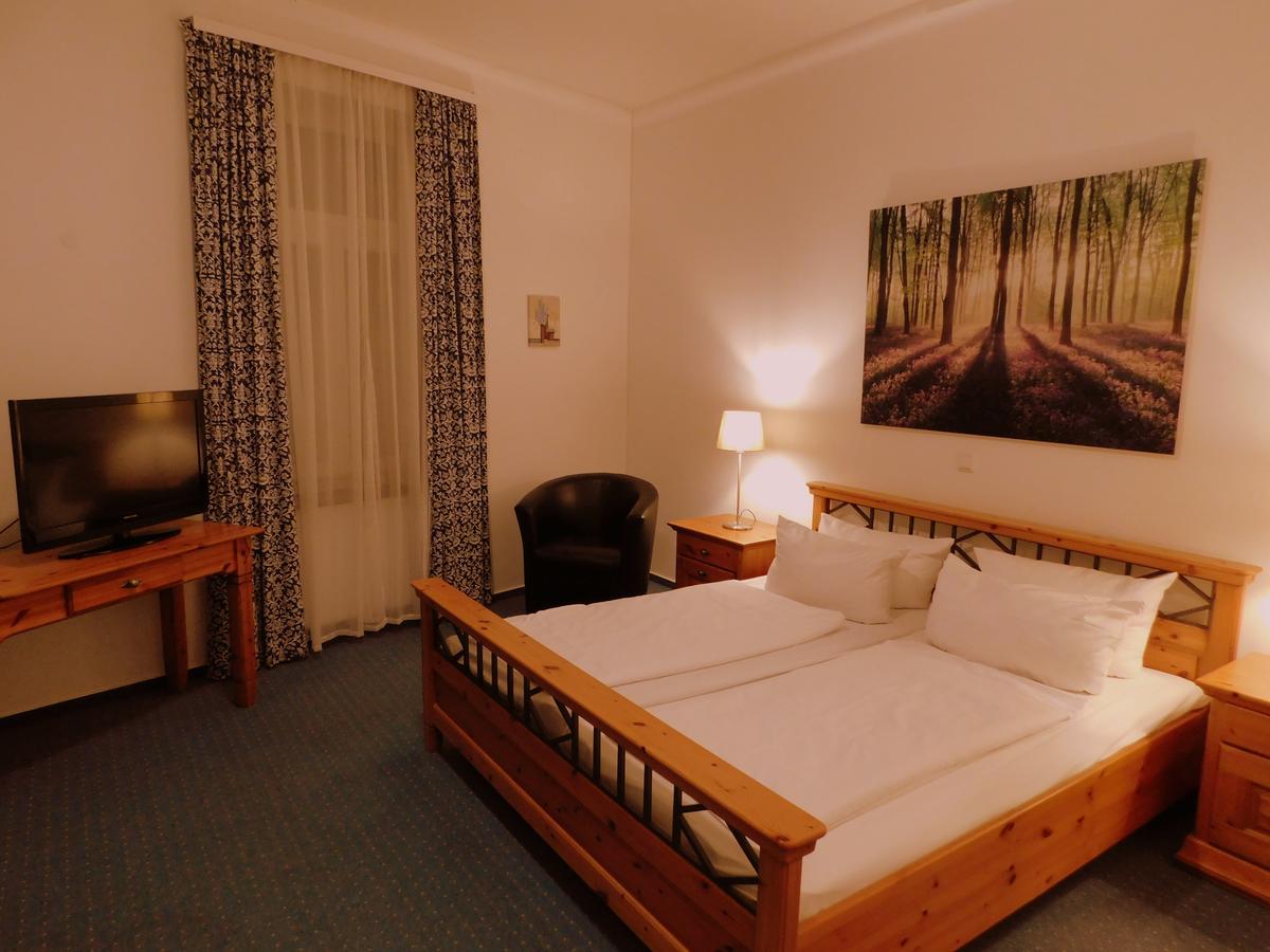 Pension Draiser Hof Майнц Экстерьер фото